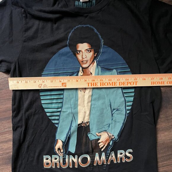 Bruno Mars Moonshine Jungle 2013 Concert Tour Graphic T Shirt Size Medium - Picture 7 of 7